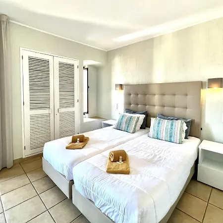 Jardim Vi - Pool & Bar By Hd Διαμέρισμα Αλμπουφέιρα